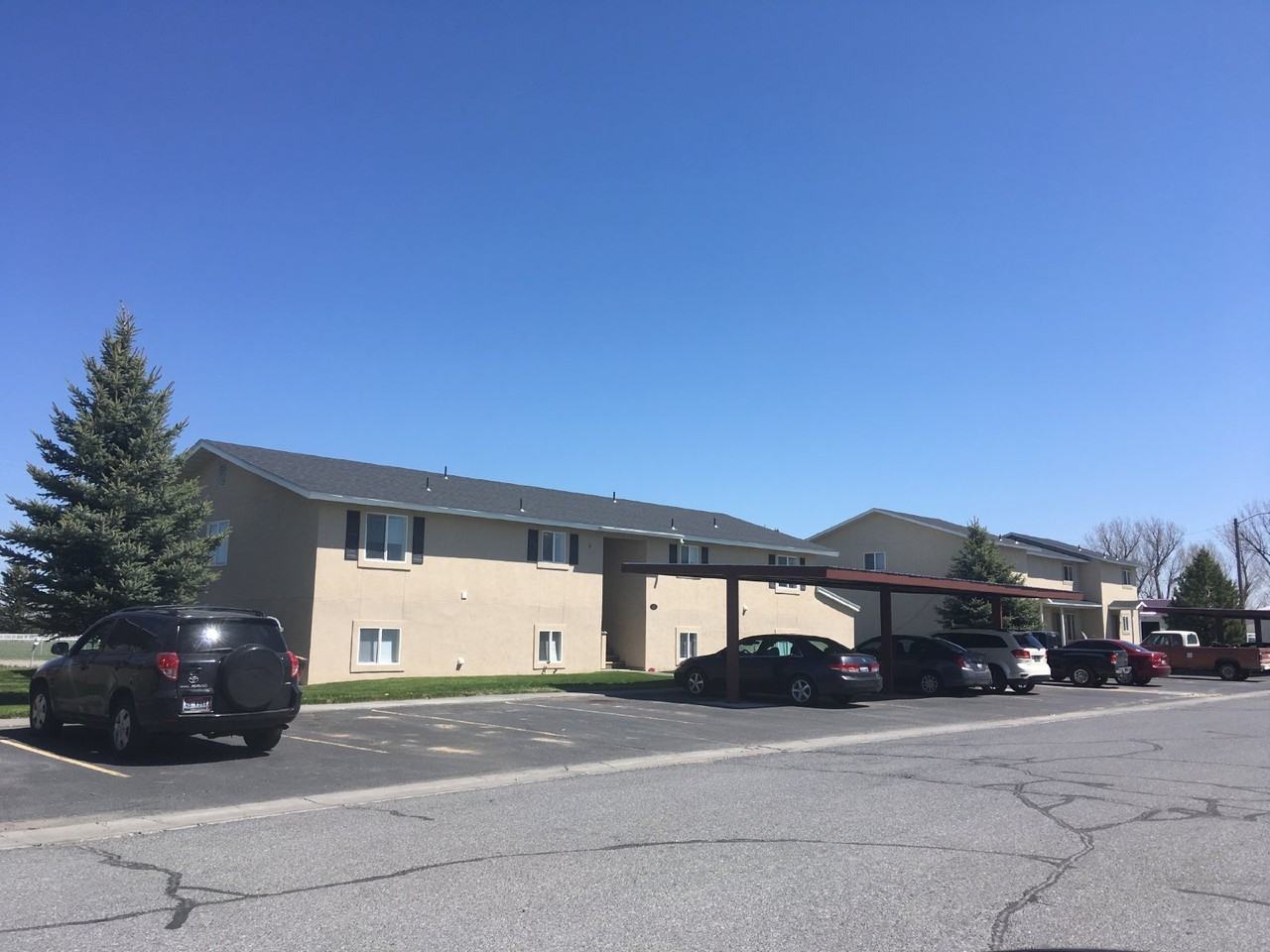 210 Carol Dr - Photo 7 of 18