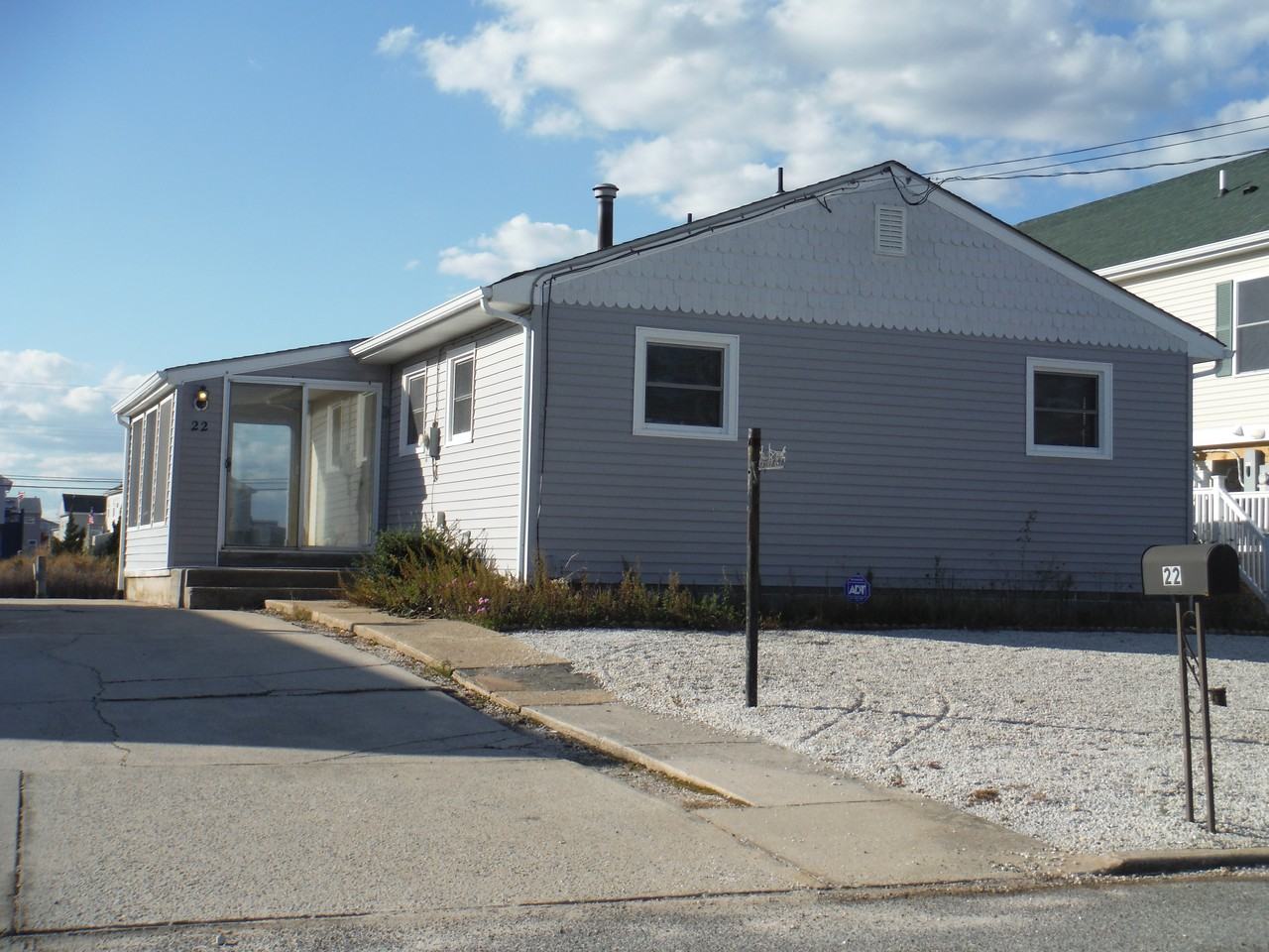 22 South Ensign Drive - Photo 2 of 22