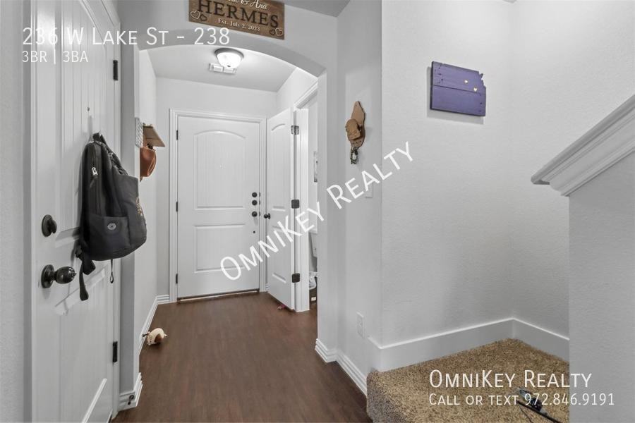 236 W Lake St #238 - Photo 2 of 16