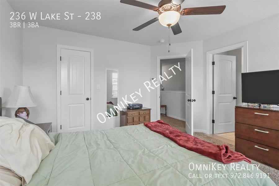 236 W Lake St #238 - Photo 7 of 16