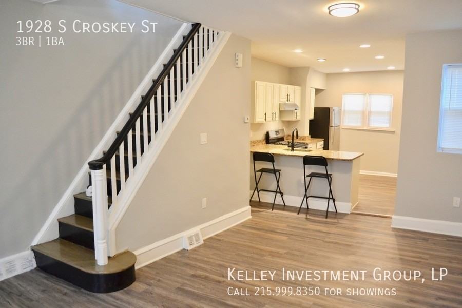 1928 South Croskey Street - Photo 3 of 26