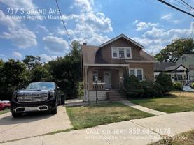 717 S Grand Ave - Photo 1 of 1