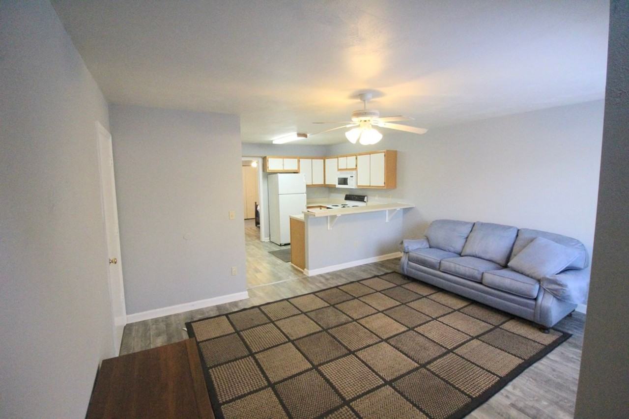 1430 Devon Ln - Photo 2 of 22