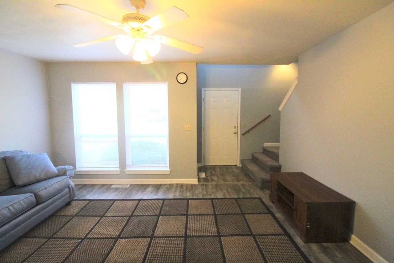 1430 Devon Ln - Photo 5 of 22