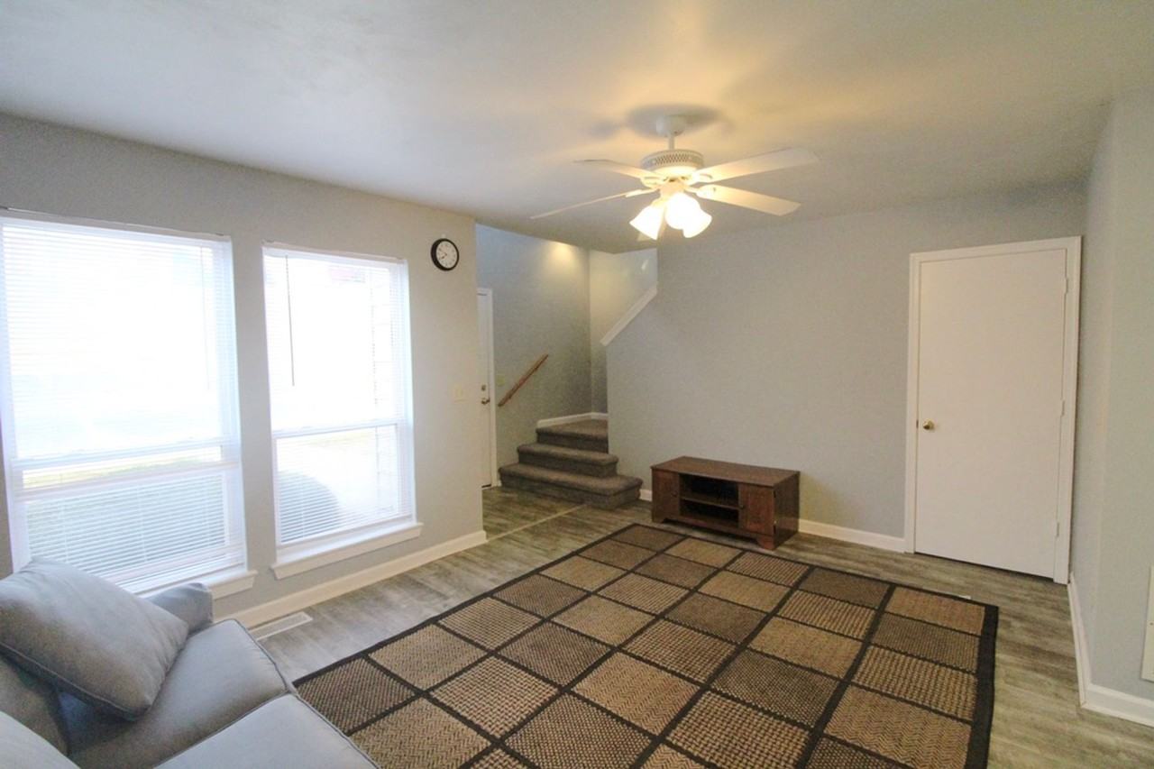 1430 Devon Ln - Photo 6 of 22