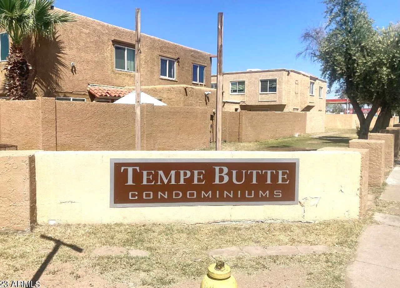Tempe Buttes Condominiums - Photo 2 of 8