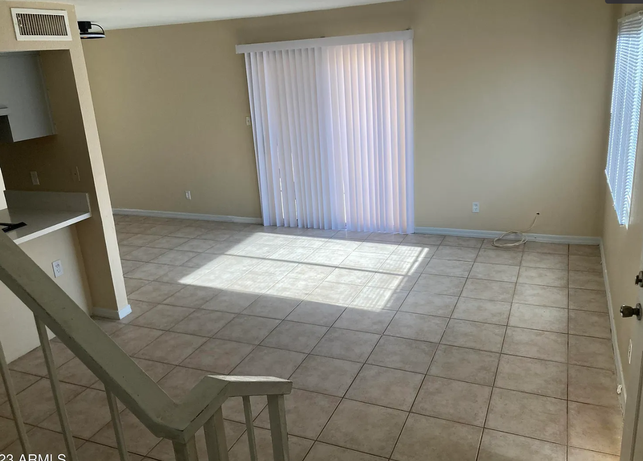 Tempe Buttes Condominiums - Photo 3 of 8