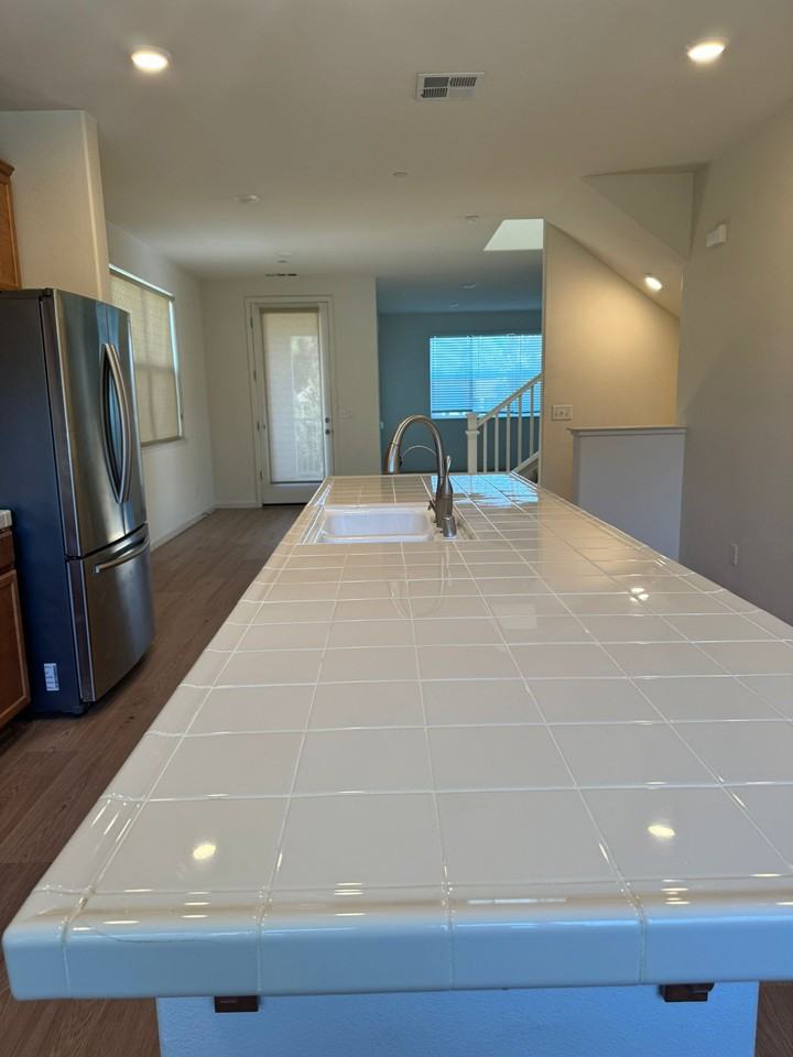 943 Phelan Ave #NA - Photo 2 of 17