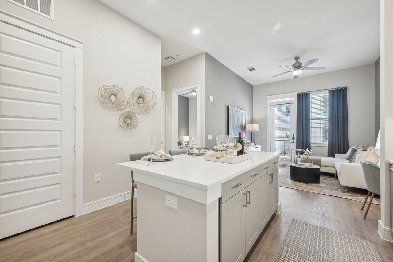 Atwater - Photo 7 of 25