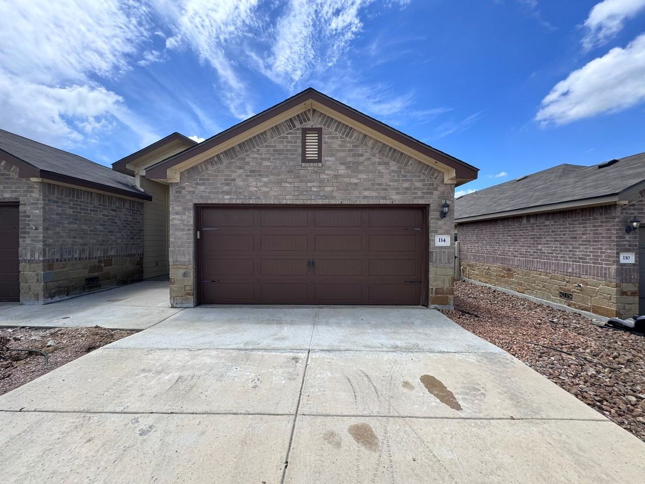 114 Stacy Ln - Photo 2 of 16