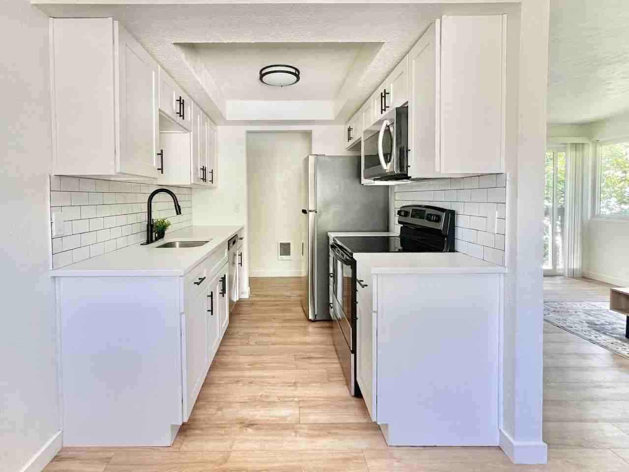1110 West 10th Avenue - Photo 4 of 16