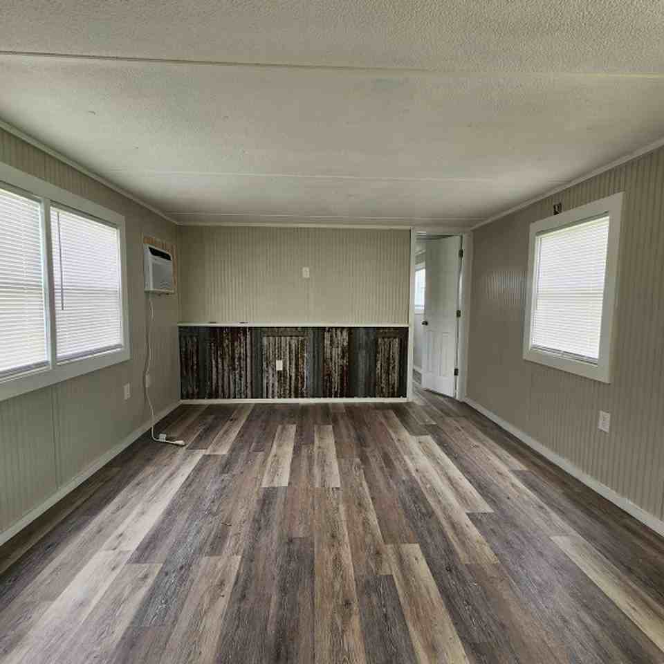 421 County Road 412 - Photo 3 of 17