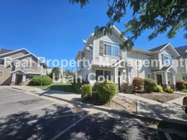 featured image of 365 S State St