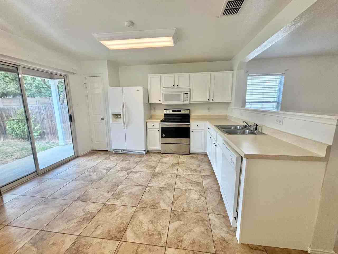 25347 Longbranch Run - Photo 7 of 21