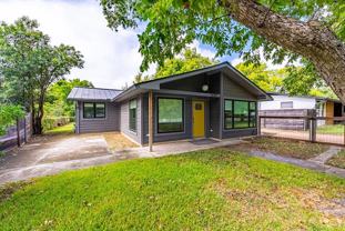 1601 Cloverleaf Dr - Photo 1 of 1