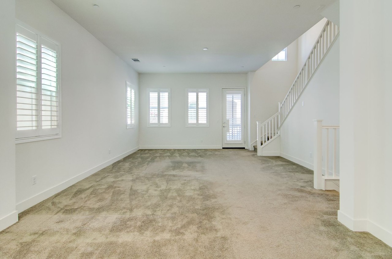 503 W Tribella Ct - Photo 4 of 21
