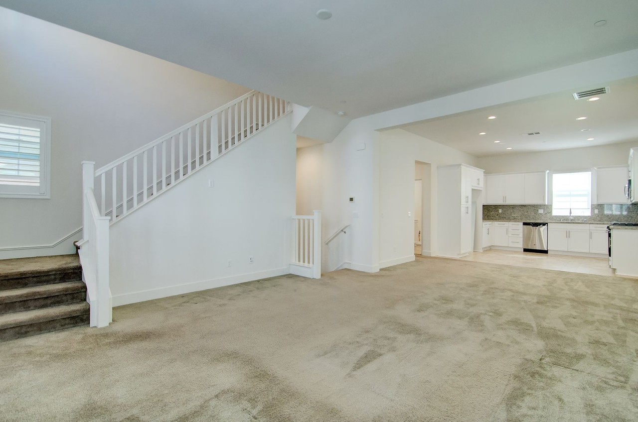 503 W Tribella Ct - Photo 5 of 21