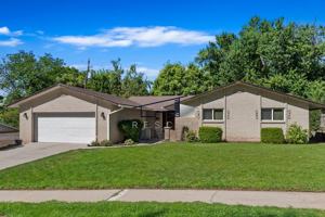 featured image of 3179 Hawthorne Ave