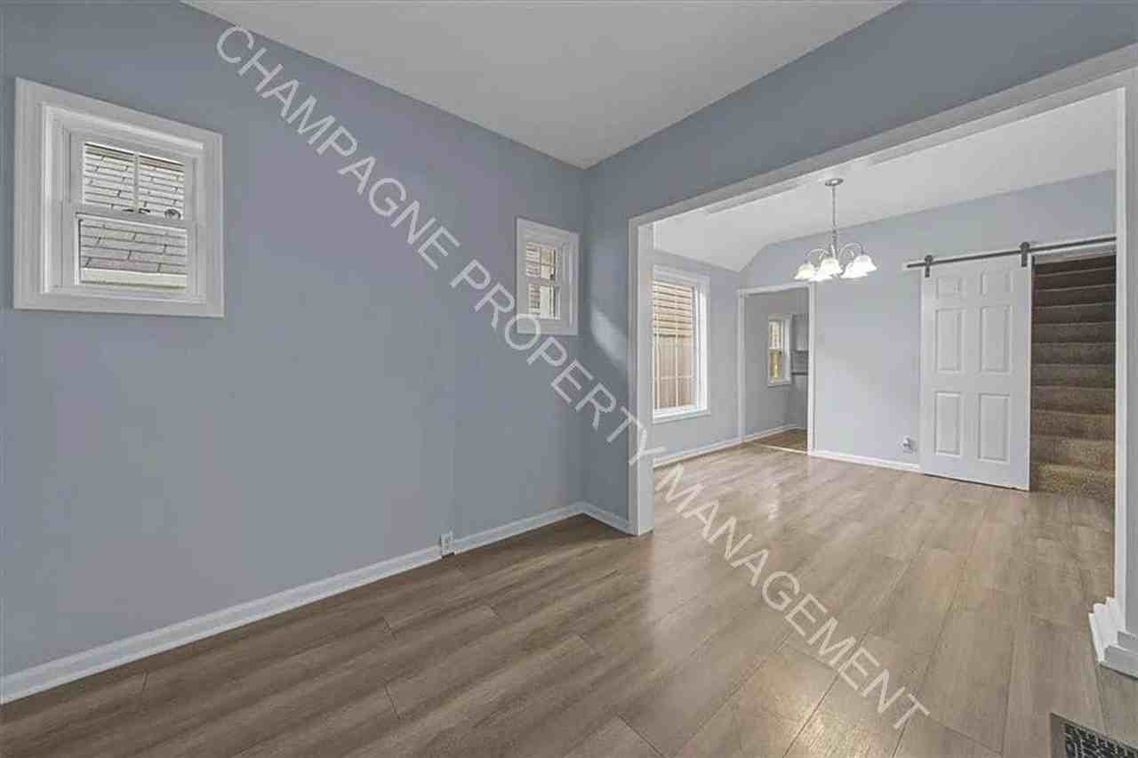 2454 Cypress Ave - Photo 7 of 18