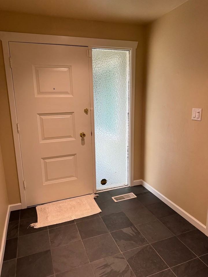 13018 Se 171st Pl - Photo 3 of 18