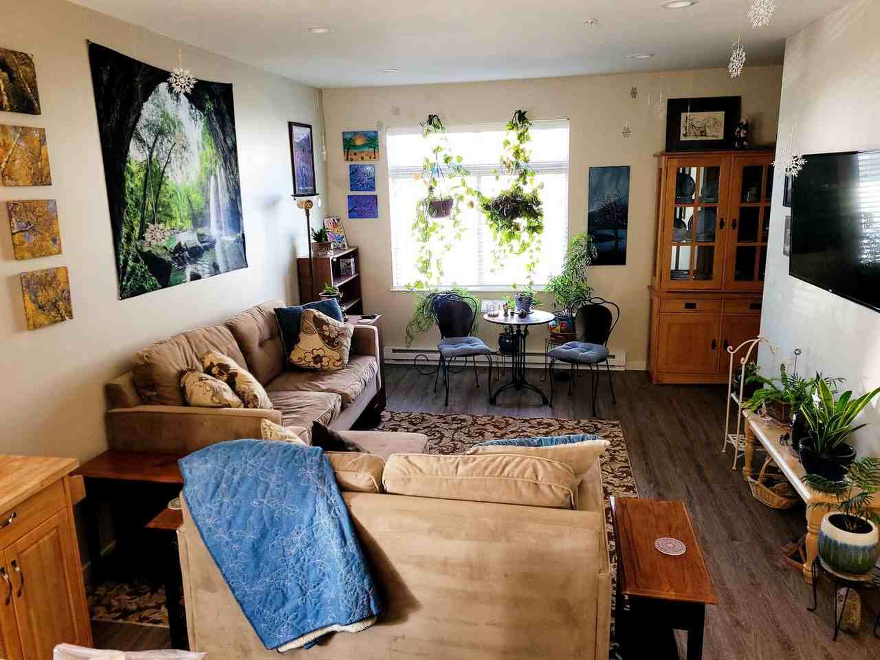 305 Joseph Ln #E - Photo 2 of 4