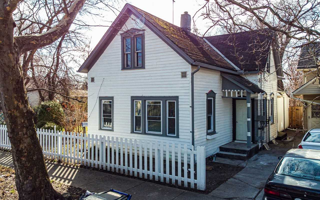 2948 W 38th St - Photo 2 of 9