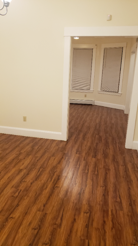 753 Winchester Ave - Photo 3 of 33