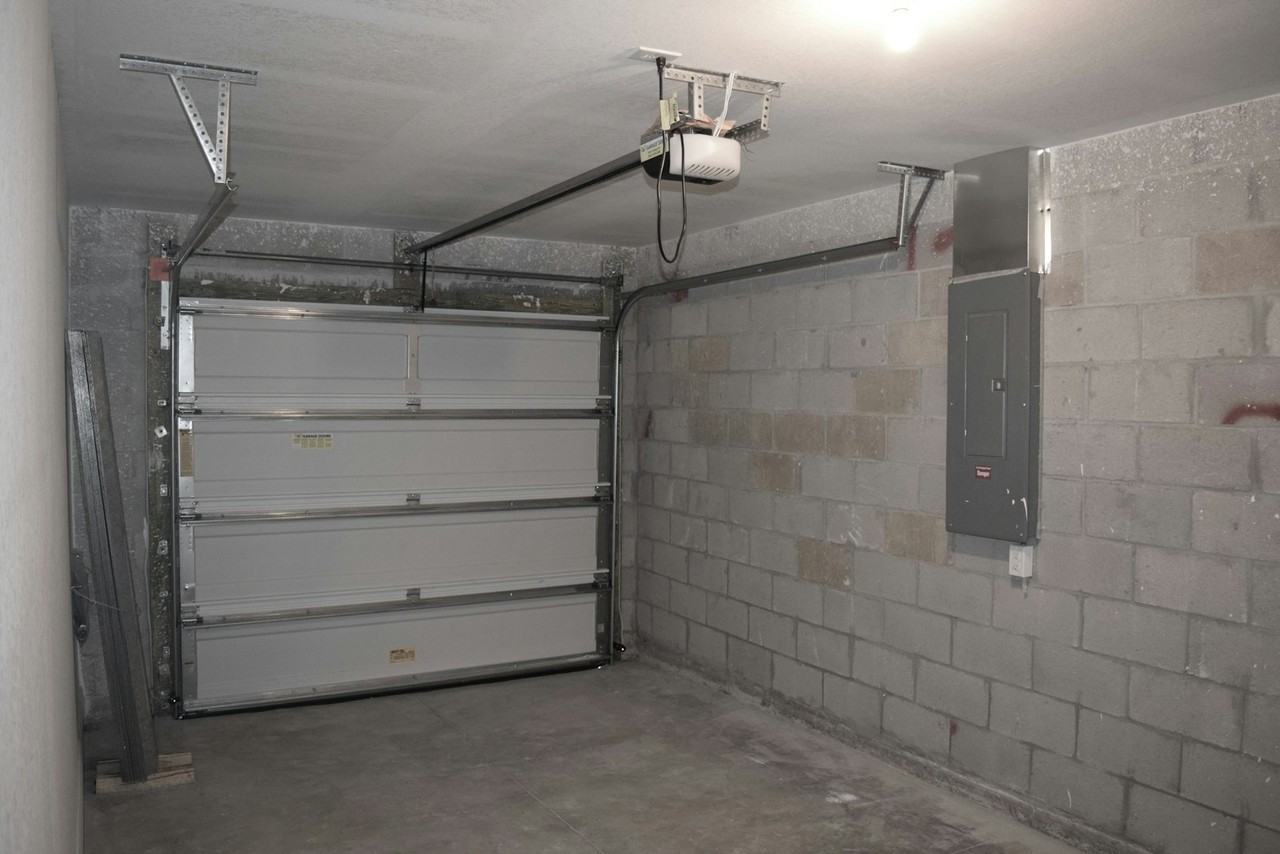 12481 Mizell Avenue, Unit Pinank - Photo 7 of 11