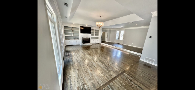 3815 Grand Forest Dr - Photo 3 of 20