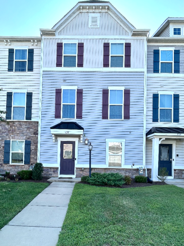 428 Spring Hill Pl - Photo 2 of 20