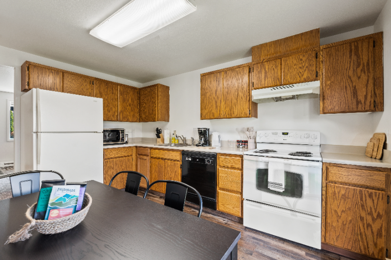 13 Martha Rd #1 - Photo 6 of 12