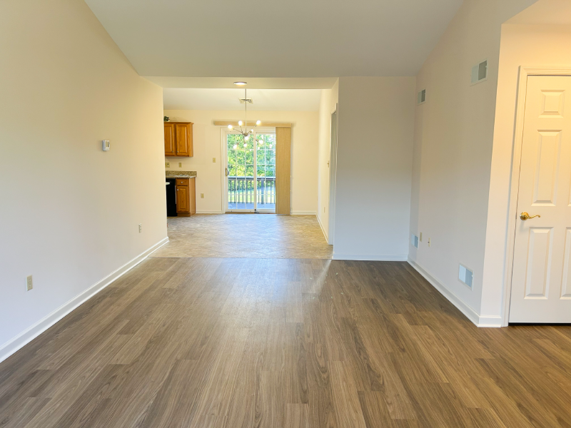 107 Bradford St - Photo 3 of 19