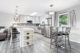 1019 2nd St W #3 - Photo 1 of 1