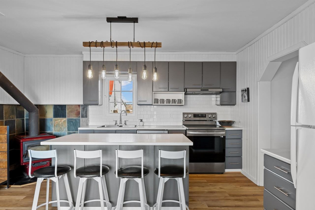 6718 Prince Edward Island 19 #1 - Photo 6 of 26