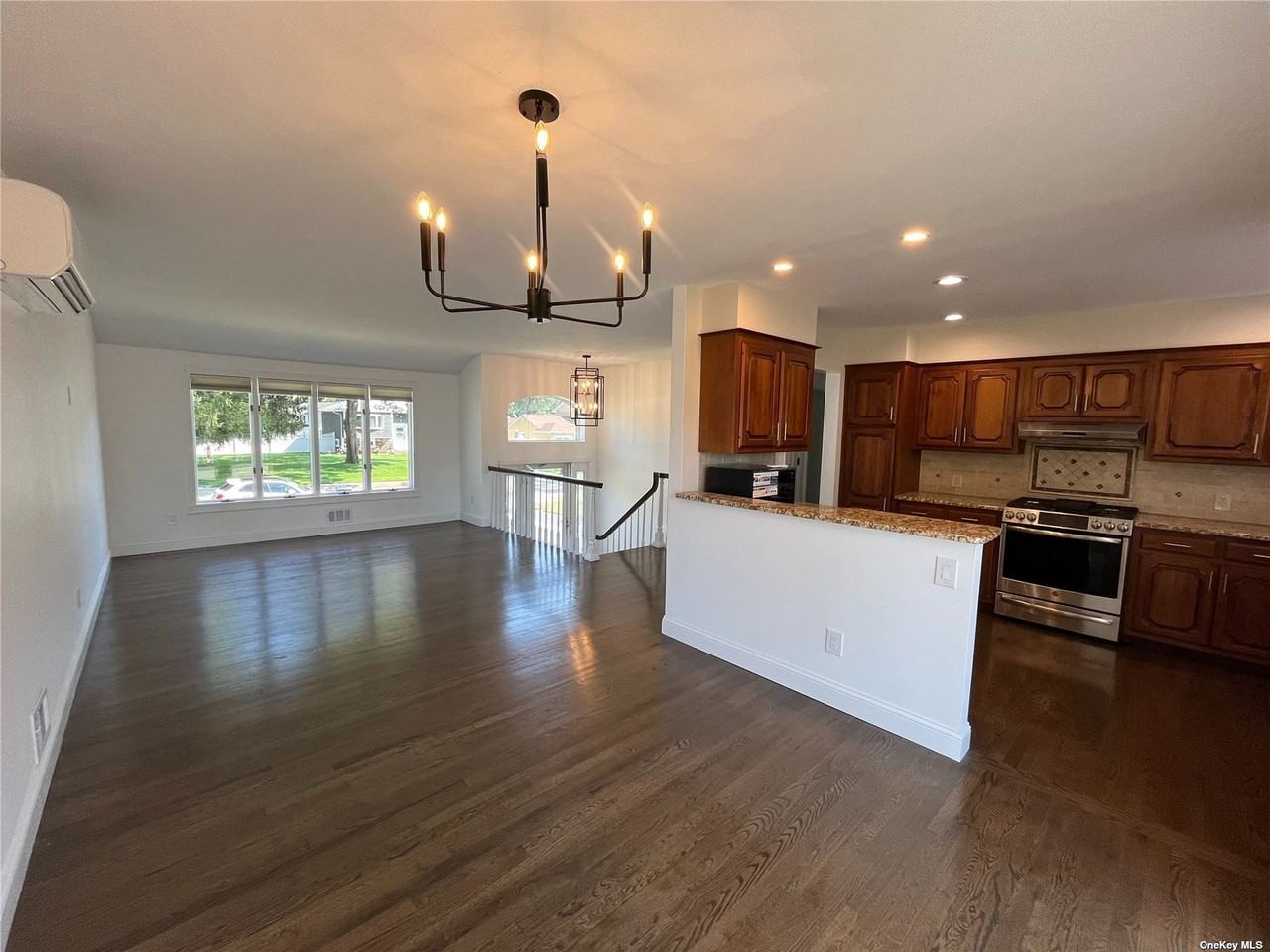 12 Parnell Dr - Photo 3 of 21