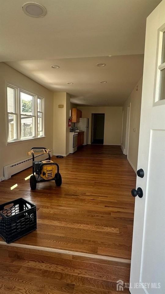 185 Correja Ave - Photo 2 of 2