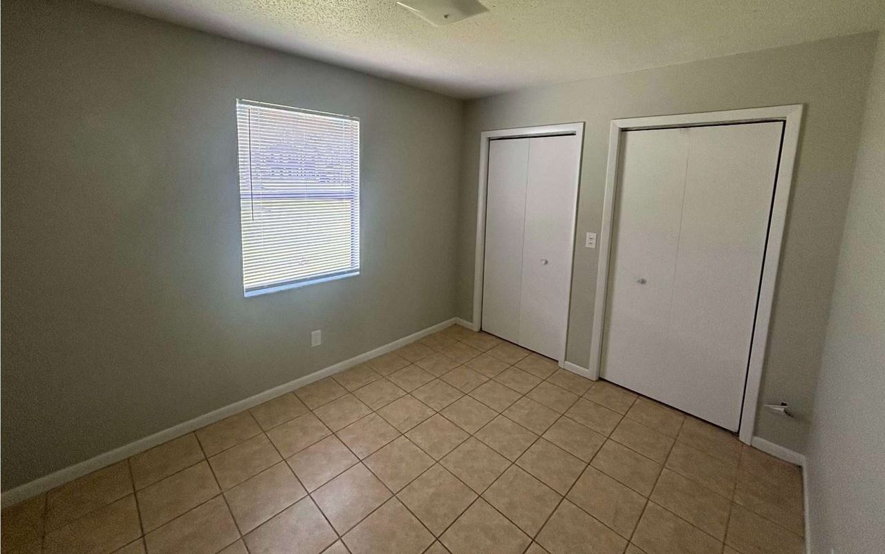 3851 Northwest Archer Street - Photo 6 of 7