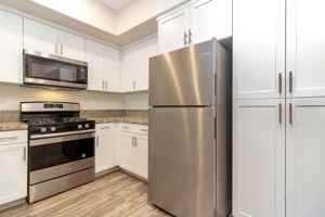 featured image of 184 North Prospect Street