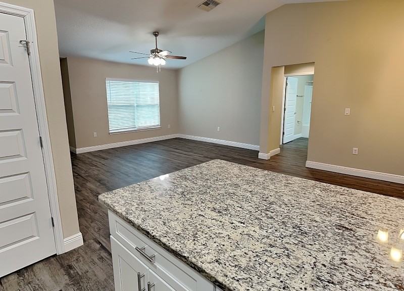 904 W Rum Pl - Photo 3 of 22