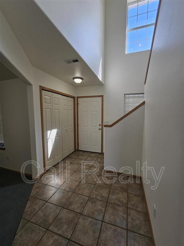 1021 N Malvern Rd - Photo 6 of 24