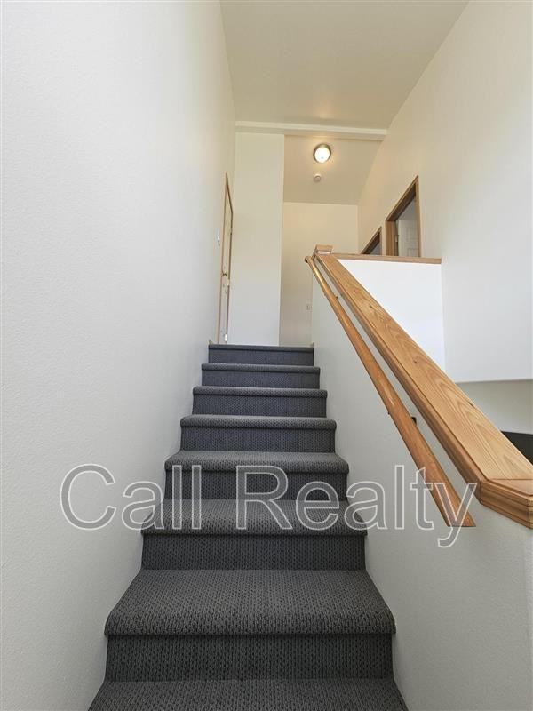 1021 N Malvern Rd - Photo 7 of 24