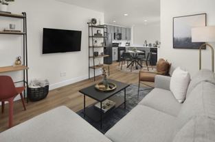 8156 E 33rd Ave - Photo 1 of 1