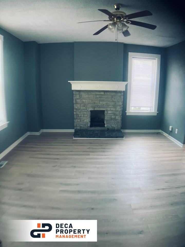 1555 Salerno Dr - Photo 3 of 21