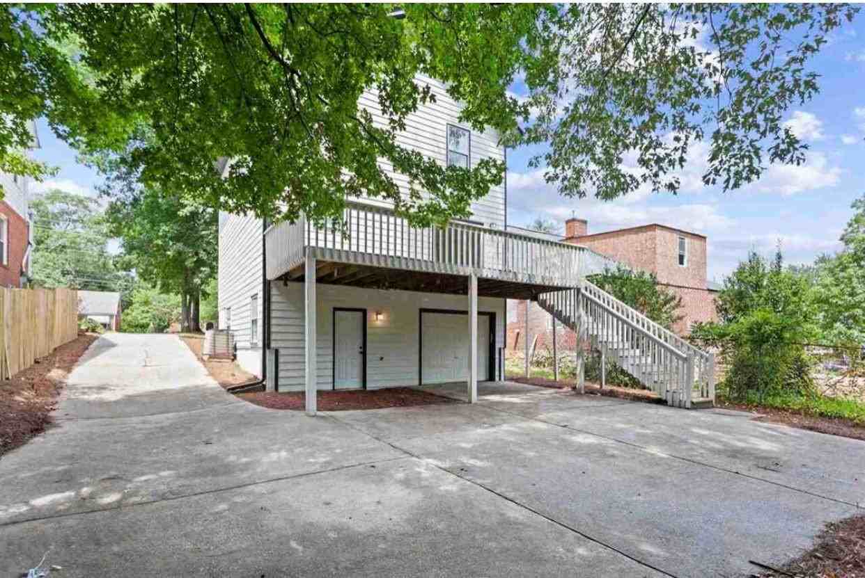 2299 Boulevard Granada Sw - Photo 2 of 19