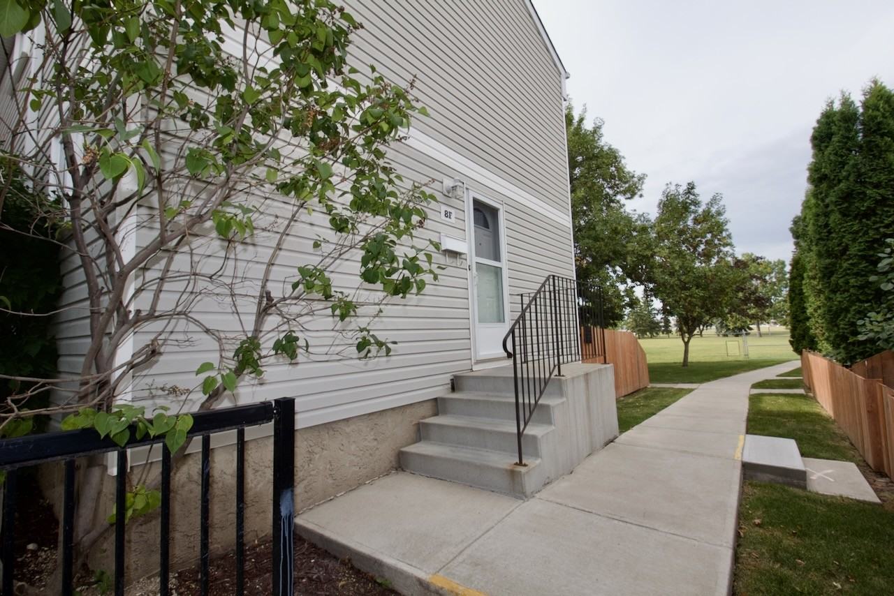 8F Castle Terr Nw - Photo 3 of 36