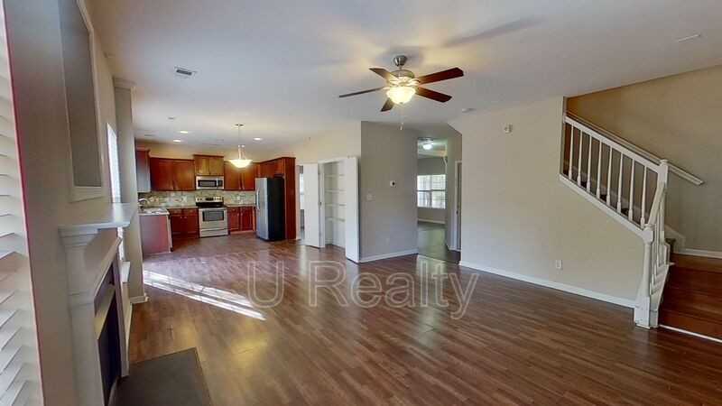 10009 Barrands Ln - Photo 6 of 16