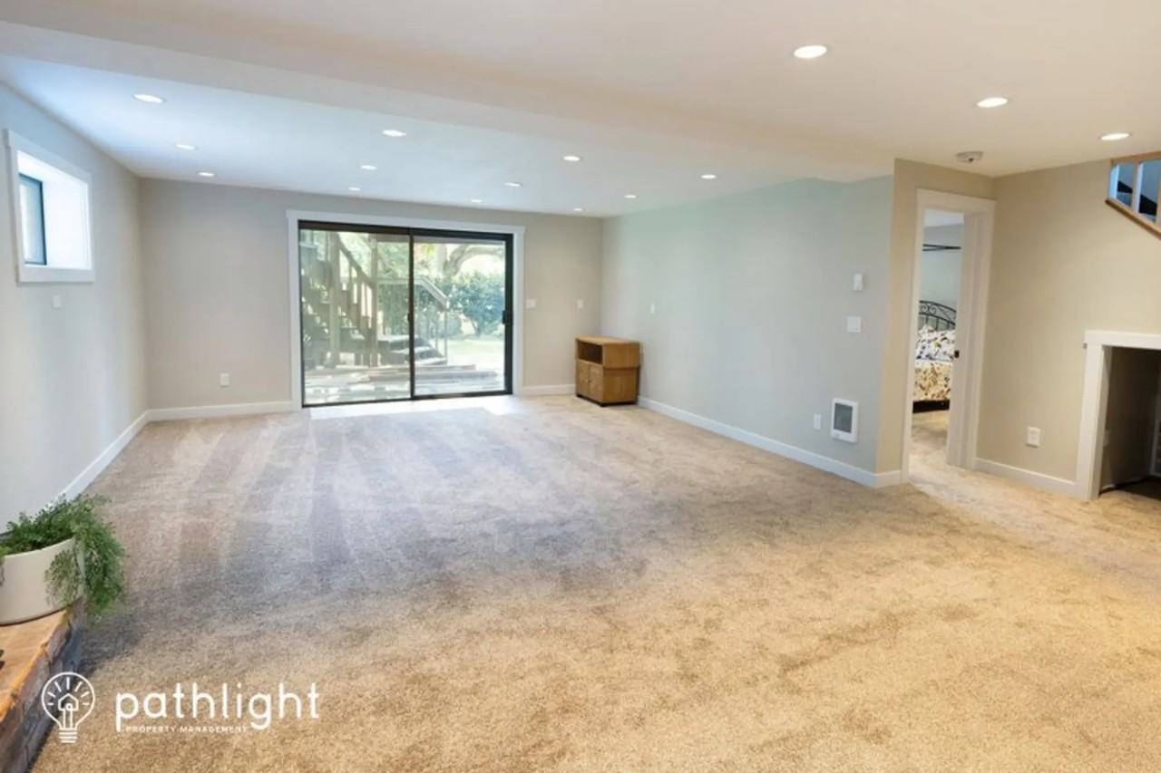 10009 Se 11th St - Photo 3 of 27