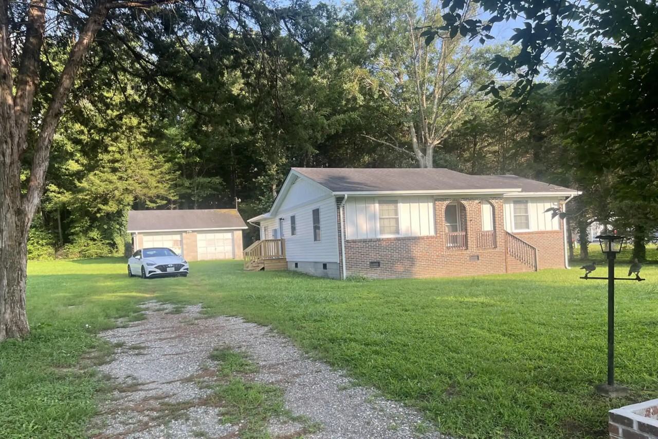 243 Johnville Rd - Photo 2 of 3