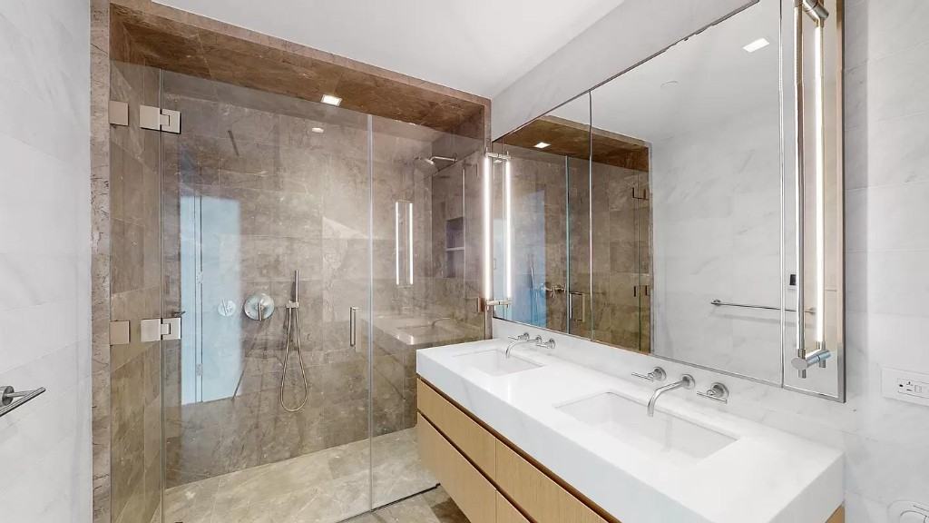 W 14th St #11A - Photo 7 of 12