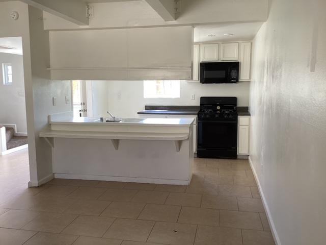 43615 Stanridge Ave - Photo 4 of 31